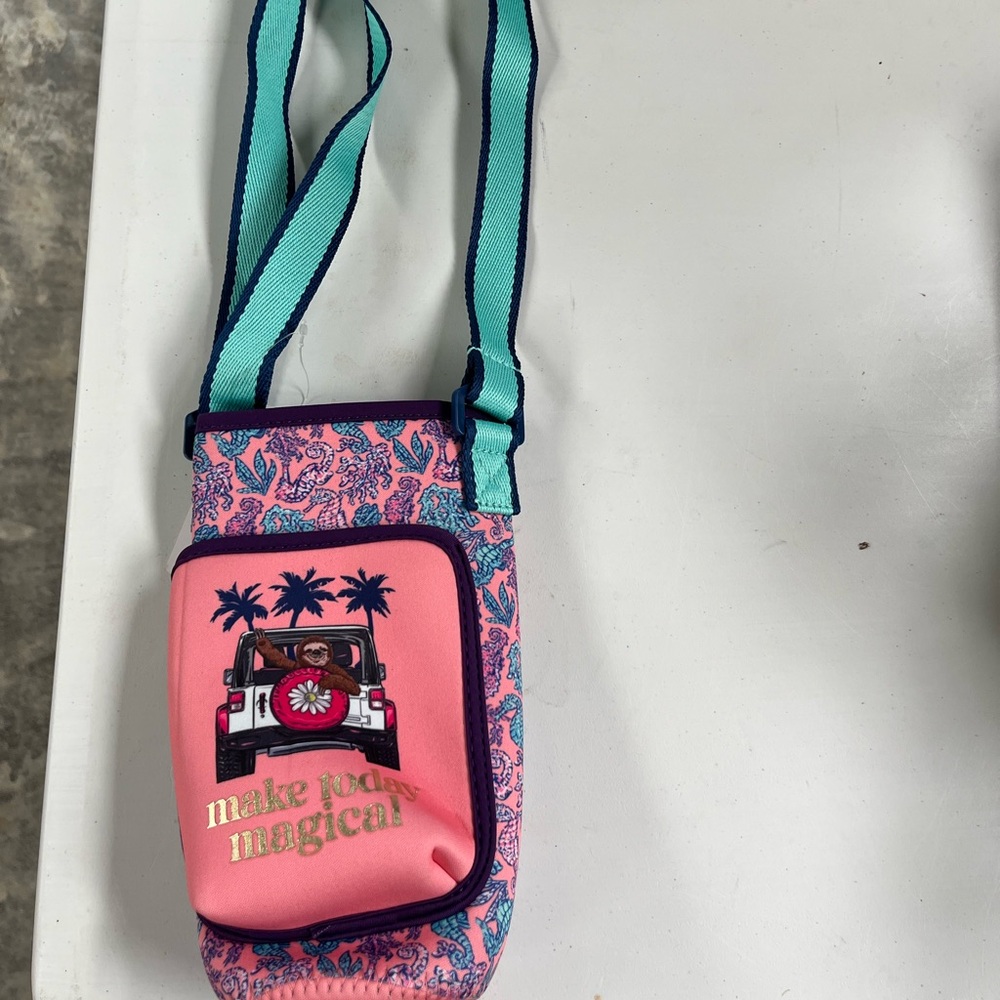 Simply Southern Magical Bottle Case New With Tags
